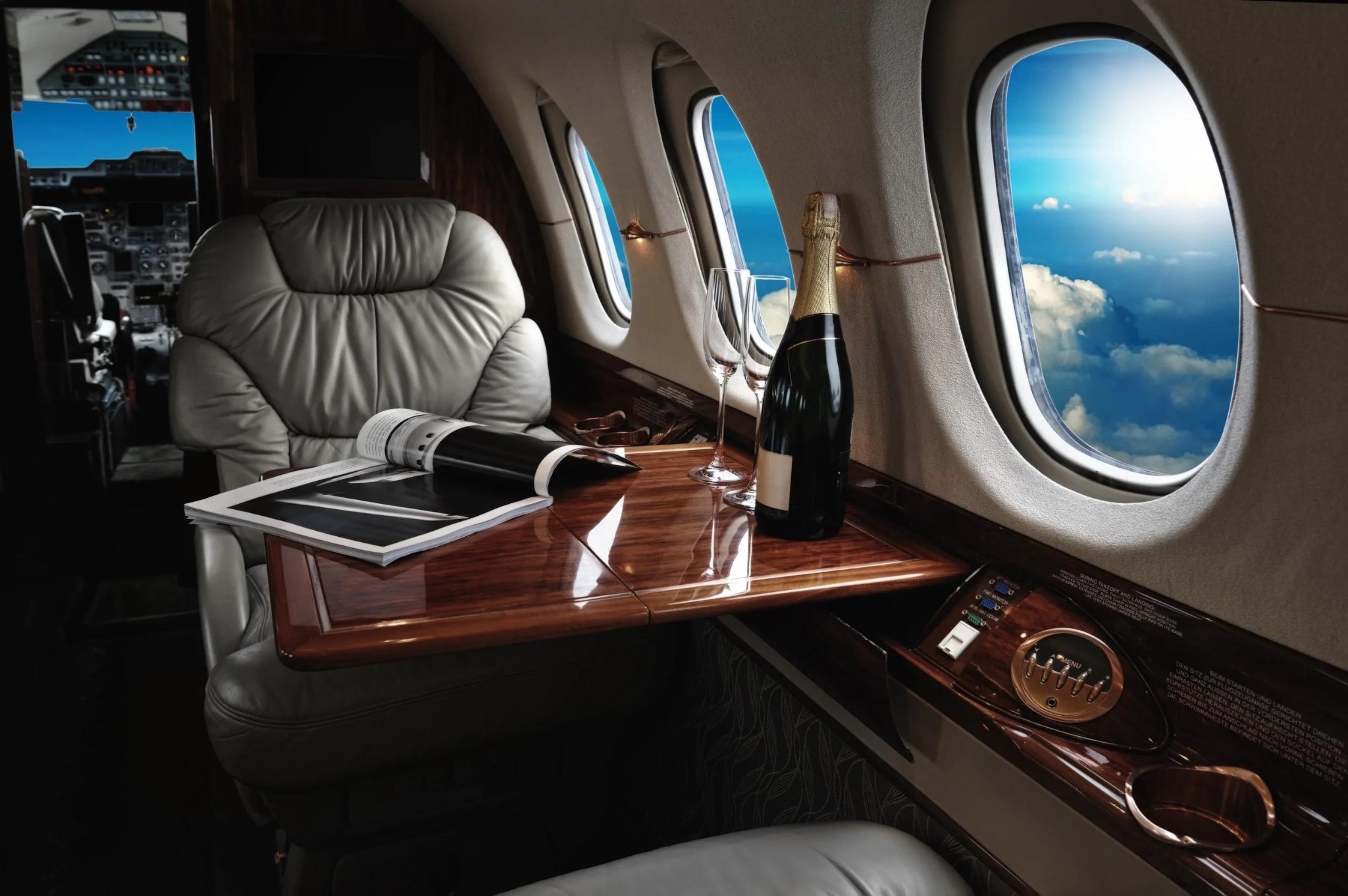 Private jet leisure travel details